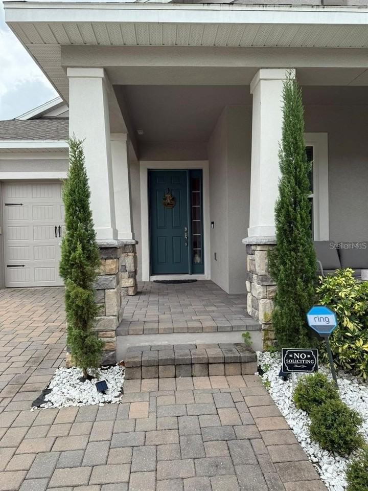 15372 Gilligan Ct - Photo 4 of 33