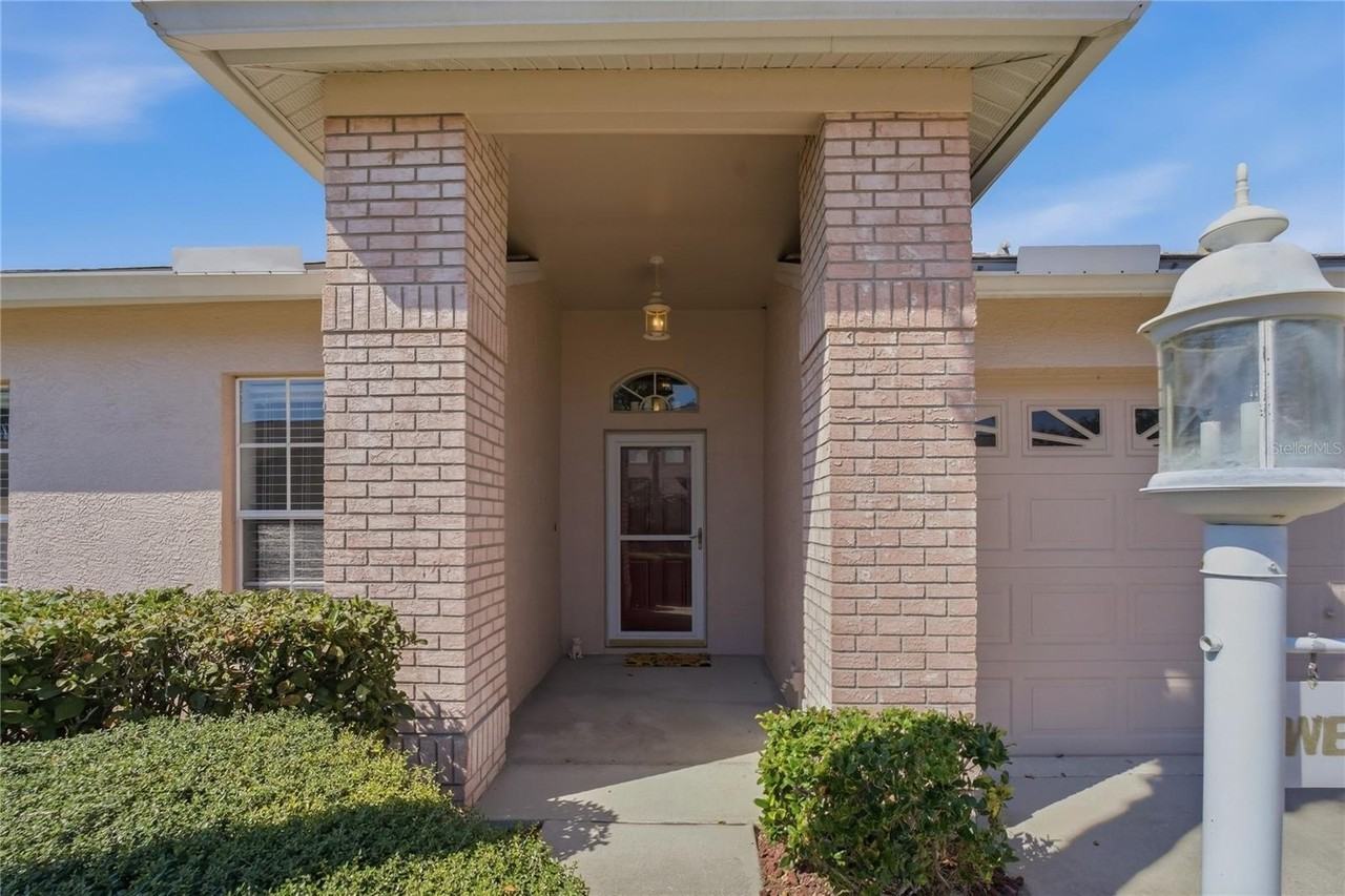 1221 Wolford Dr - Photo 2 of 50