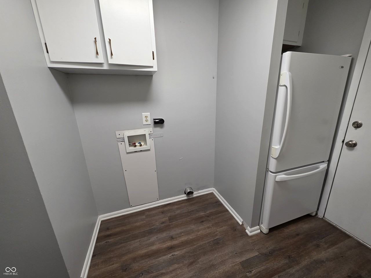 3805 Biscayne Rd - Photo 7 of 11