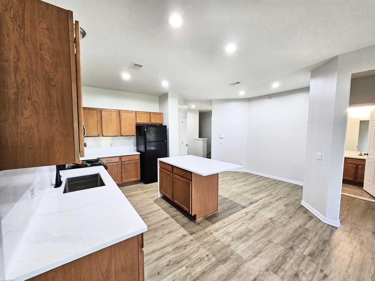 7867 24 Mile Rd - Photo 5 of 23