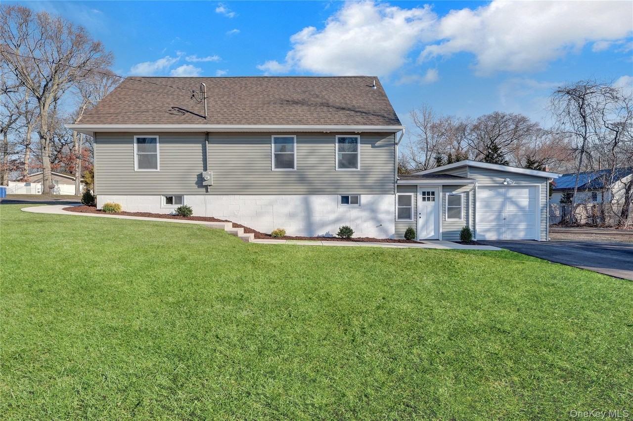 37 Gould Rd - Photo 2 of 34