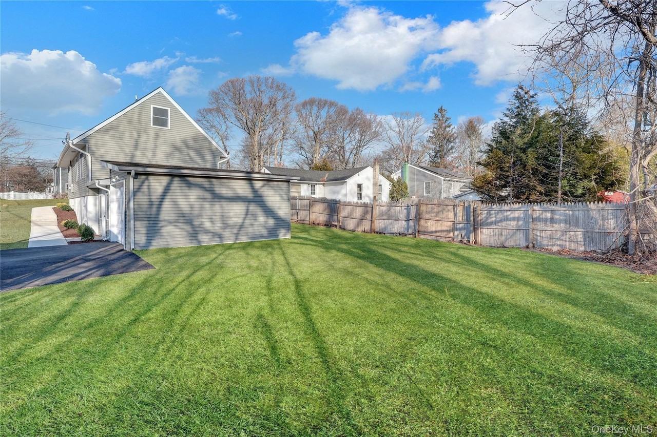 37 Gould Rd - Photo 6 of 34