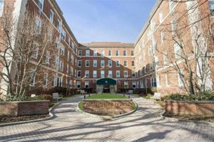 featured image of 111 7th St