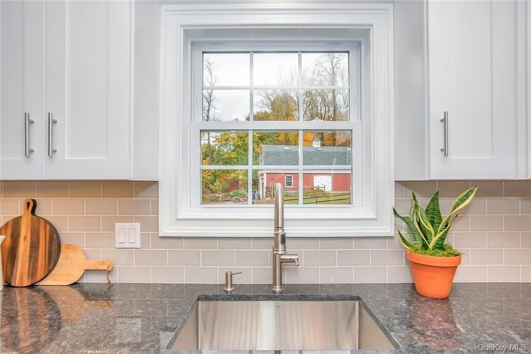 237 Tomahawk St Apt 3 - Photo 5 of 22