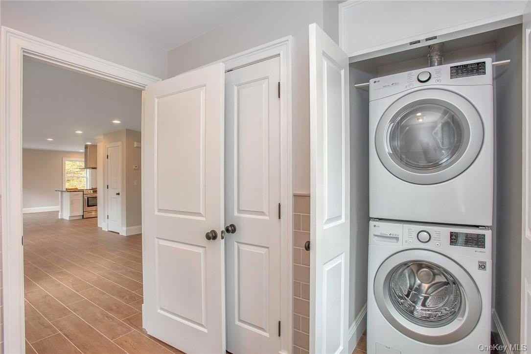 237 Tomahawk St Apt 3 - Photo 7 of 22