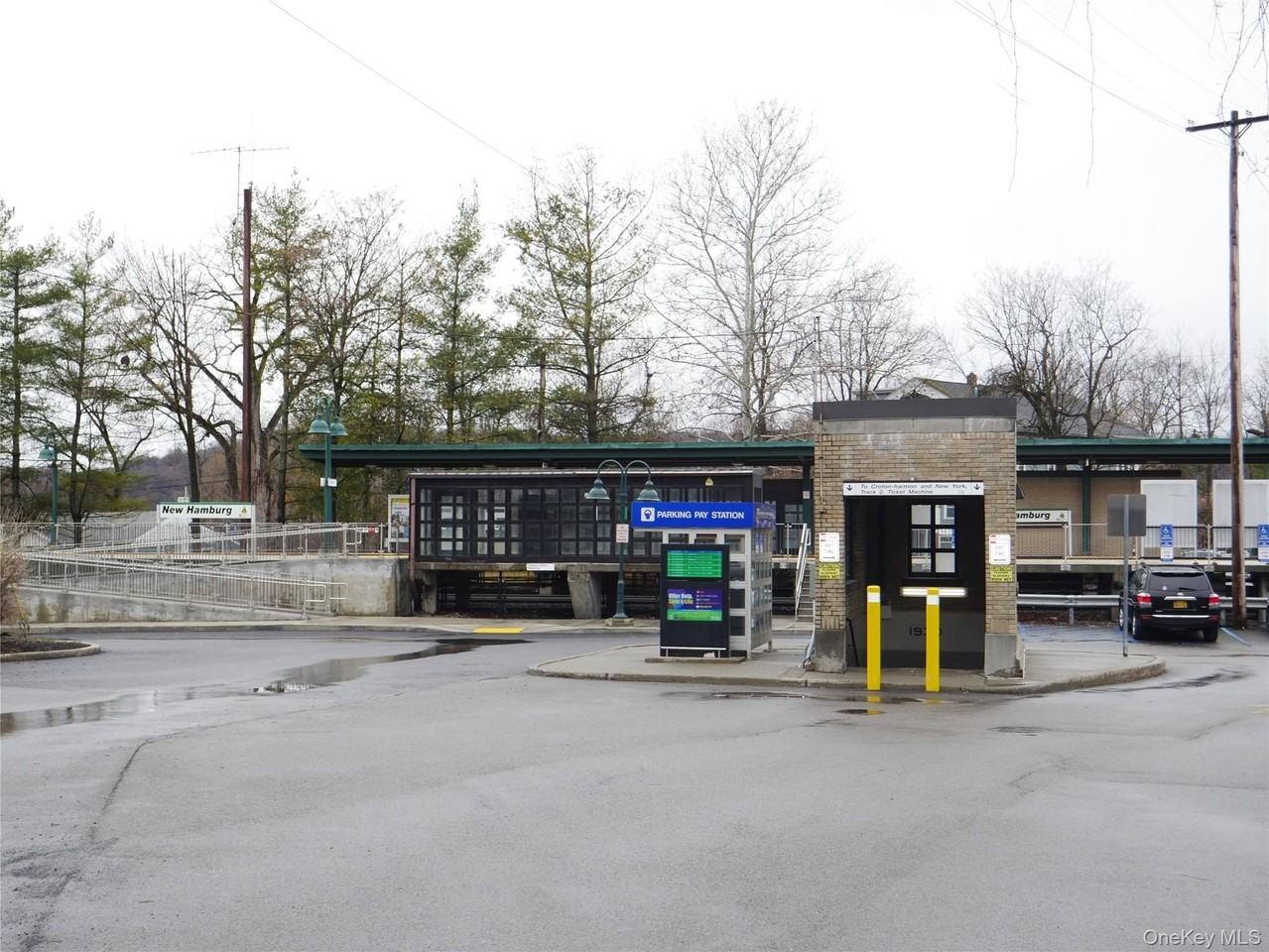 19 Main St Apt 4 - Photo 3 of 12