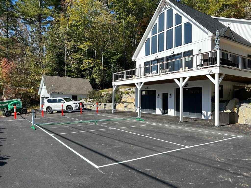 62 Old Hubbard Rd - Photo 3 of 33