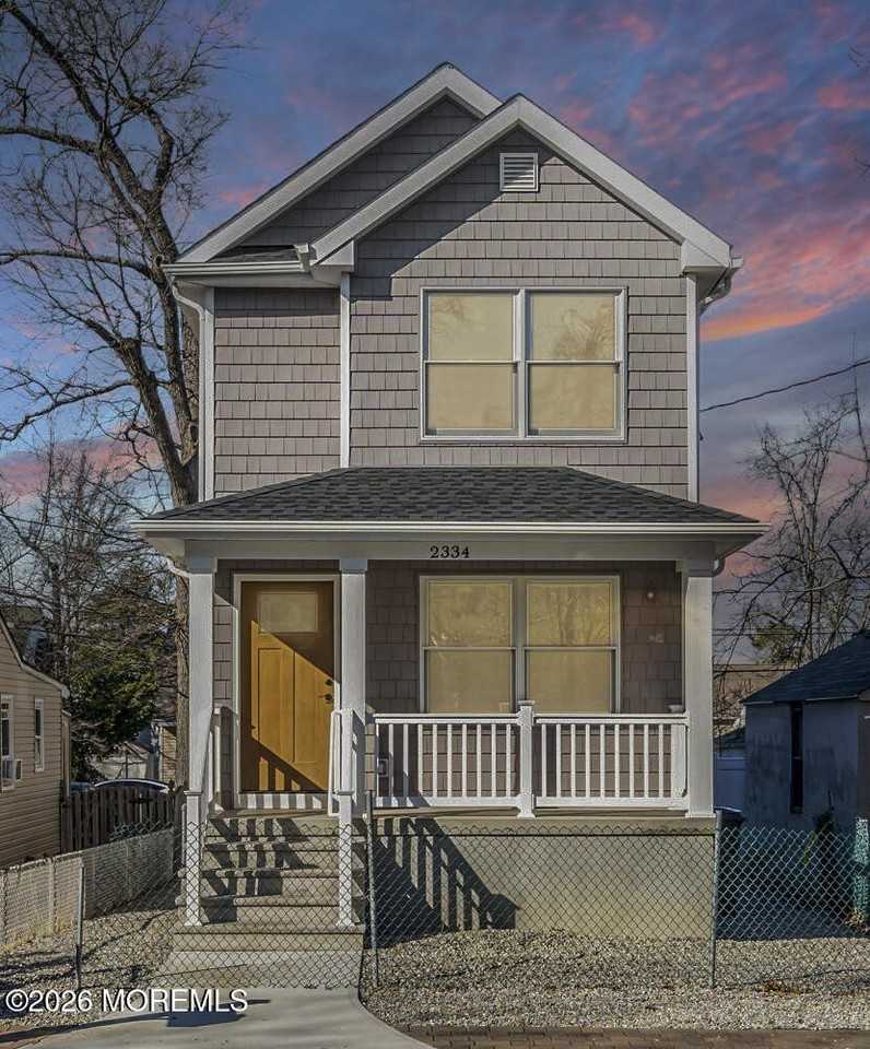 2334 Adams Ave - Photo 2 of 28