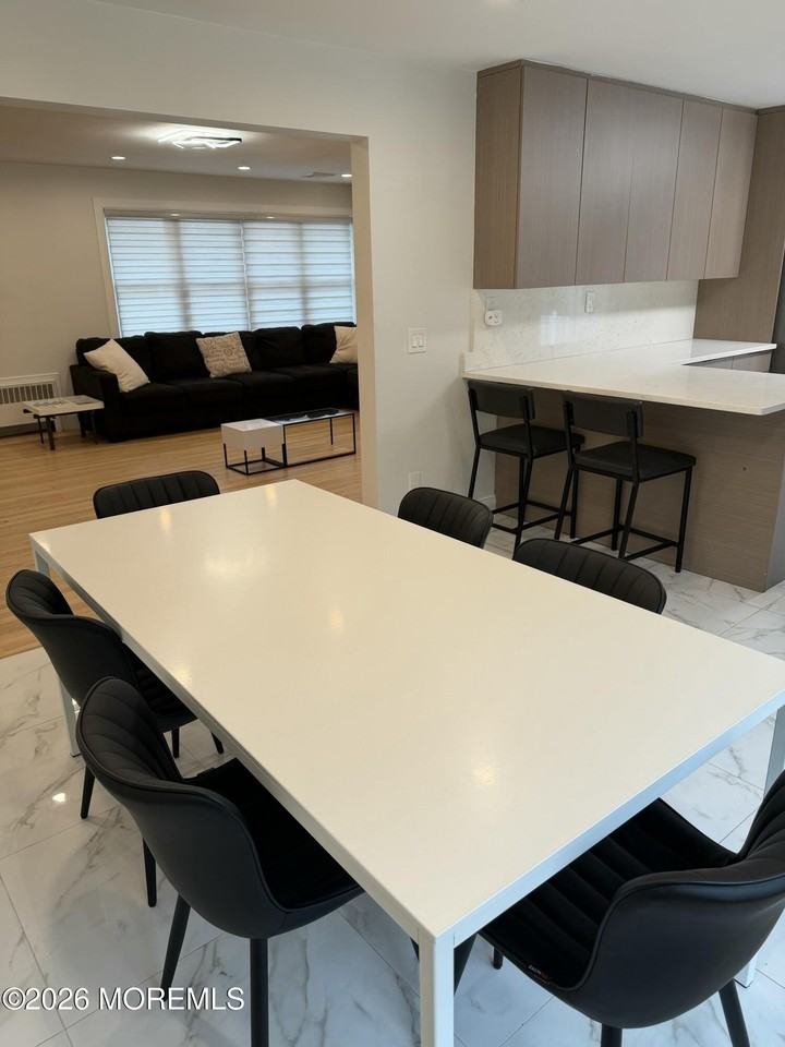 2025 Lesser Pkwy - Photo 5 of 11