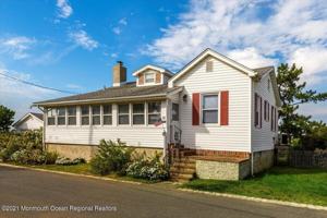 featured image of 15 Riverview Rd