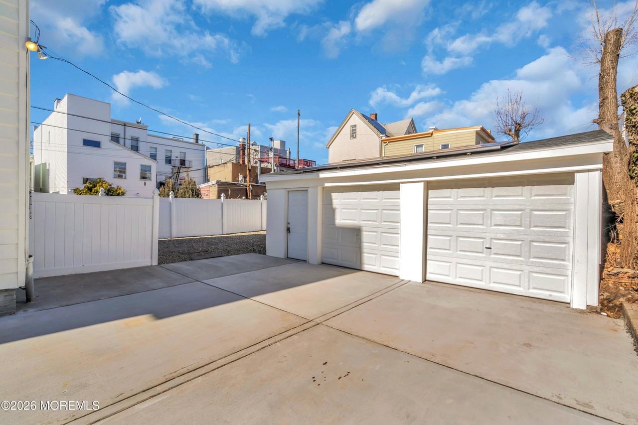 11 E 43rd St - Photo 5 of 29