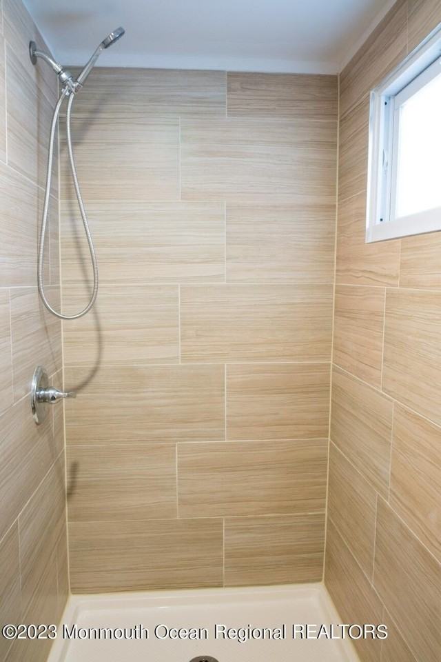 323 14th Ave - Photo 6 of 13