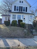 811 Central Ave - Photo 1 of 1