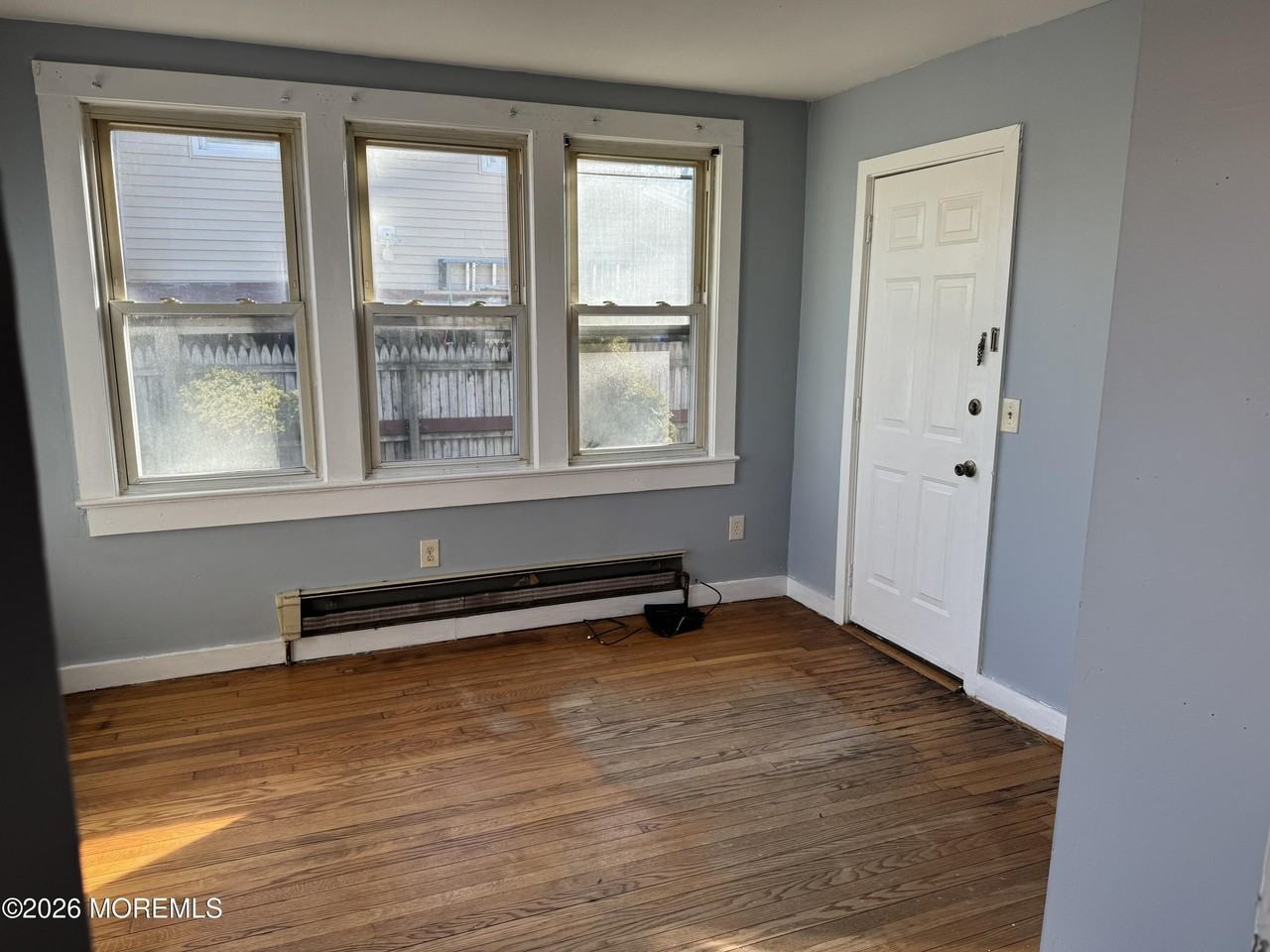 811 Central Ave - Photo 7 of 29