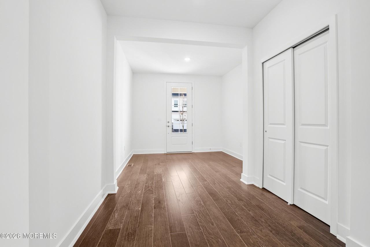 103 Woolley Ct - Photo 3 of 38