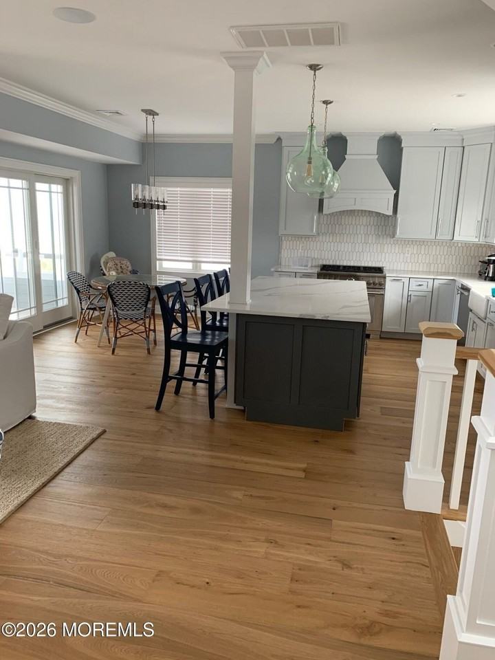 15 S Surf Rd - Photo 3 of 24