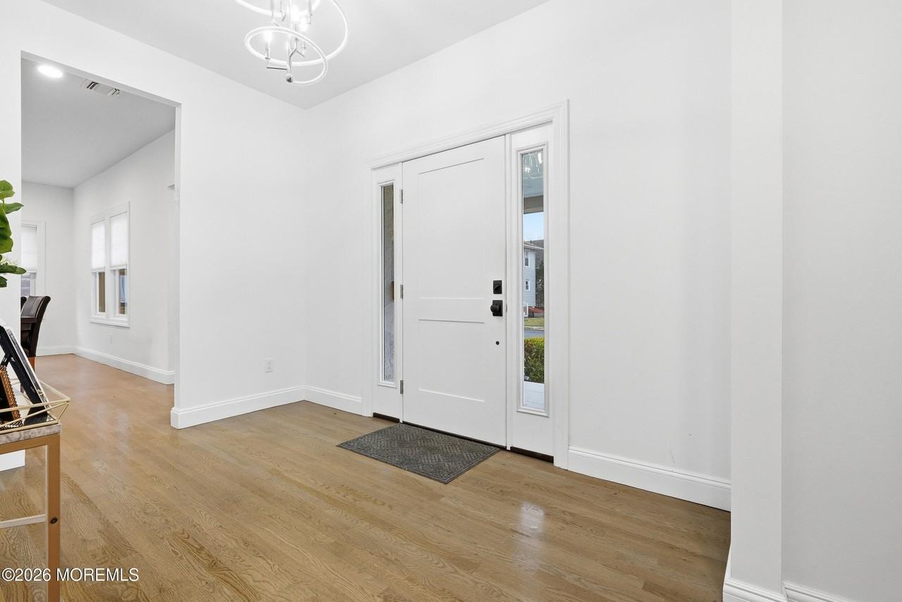 505 Laurel Ave - Photo 3 of 39