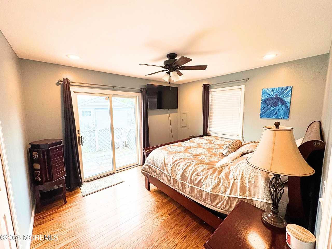 524 Pennsylvania Ave - Photo 7 of 20