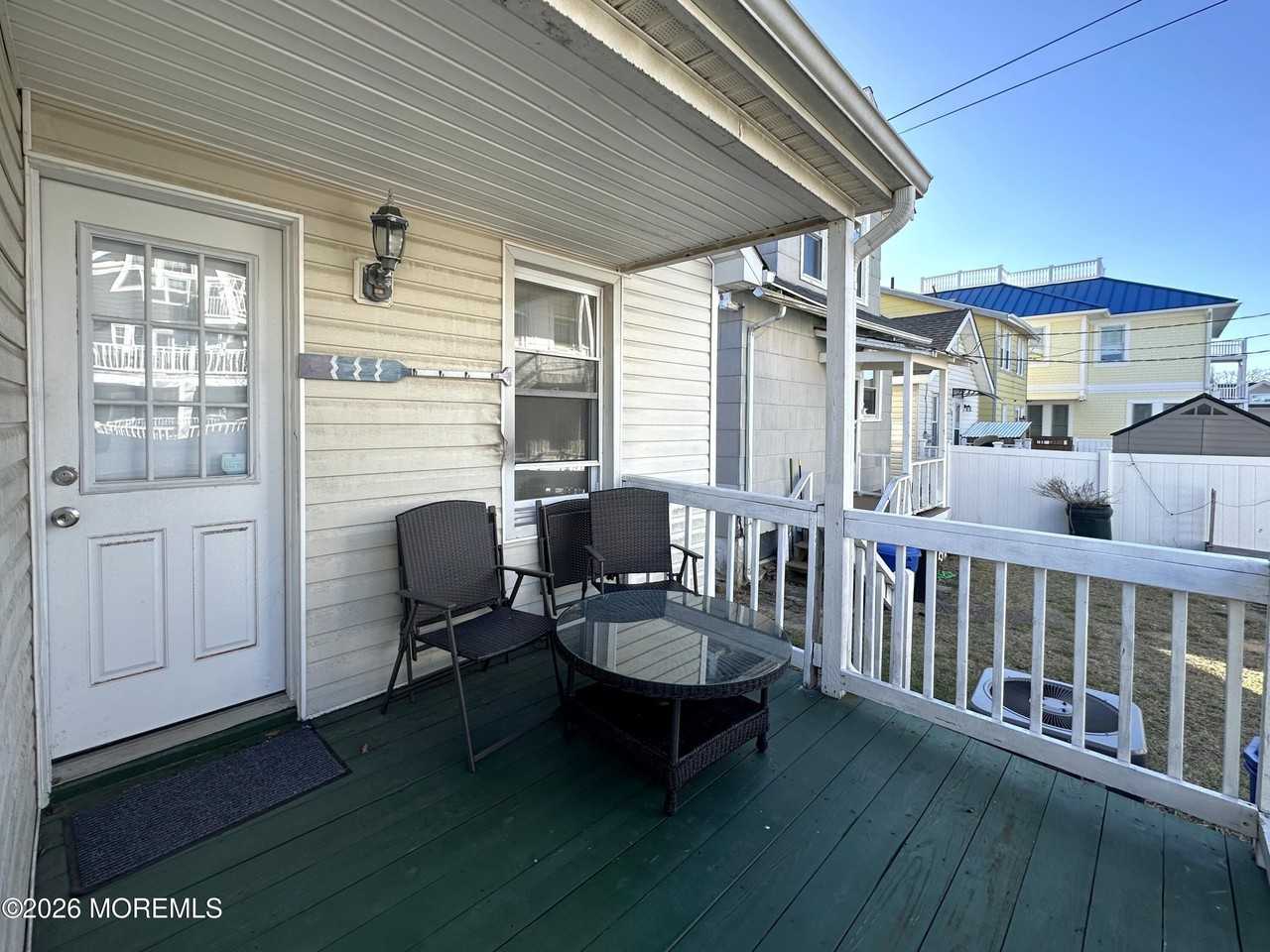 208 15th Ave - Photo 7 of 31