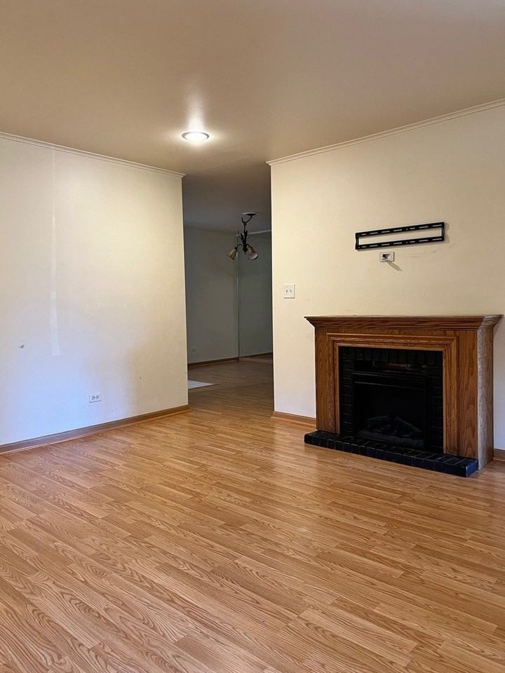 5140 Shadow Creek Dr Unit 12 - Photo 2 of 9