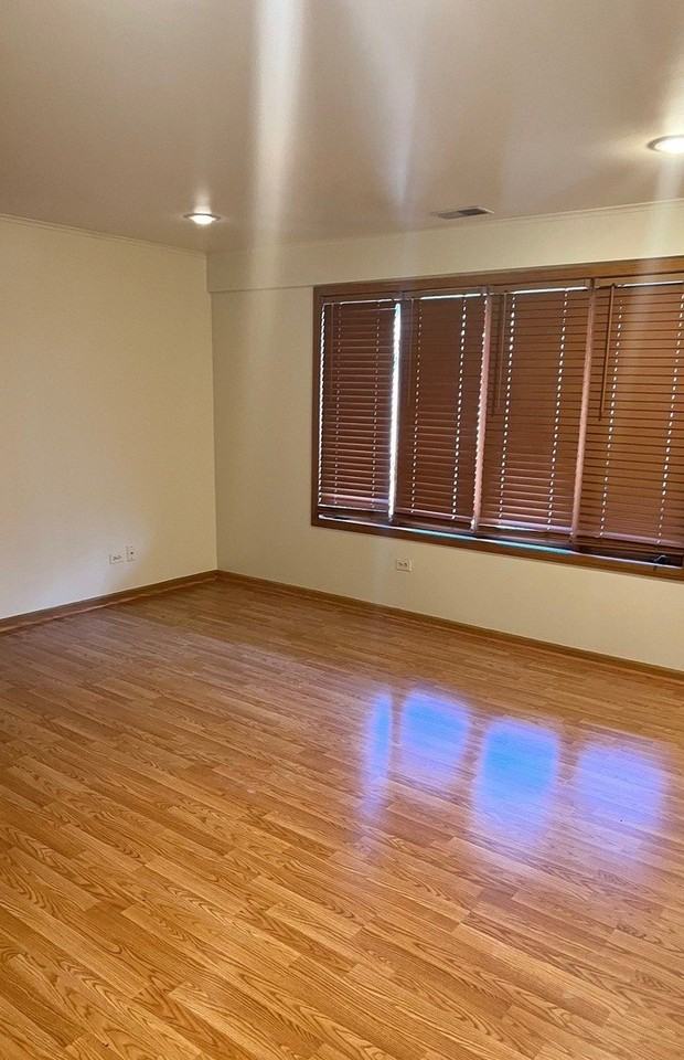 5140 Shadow Creek Dr Unit 12 - Photo 3 of 9