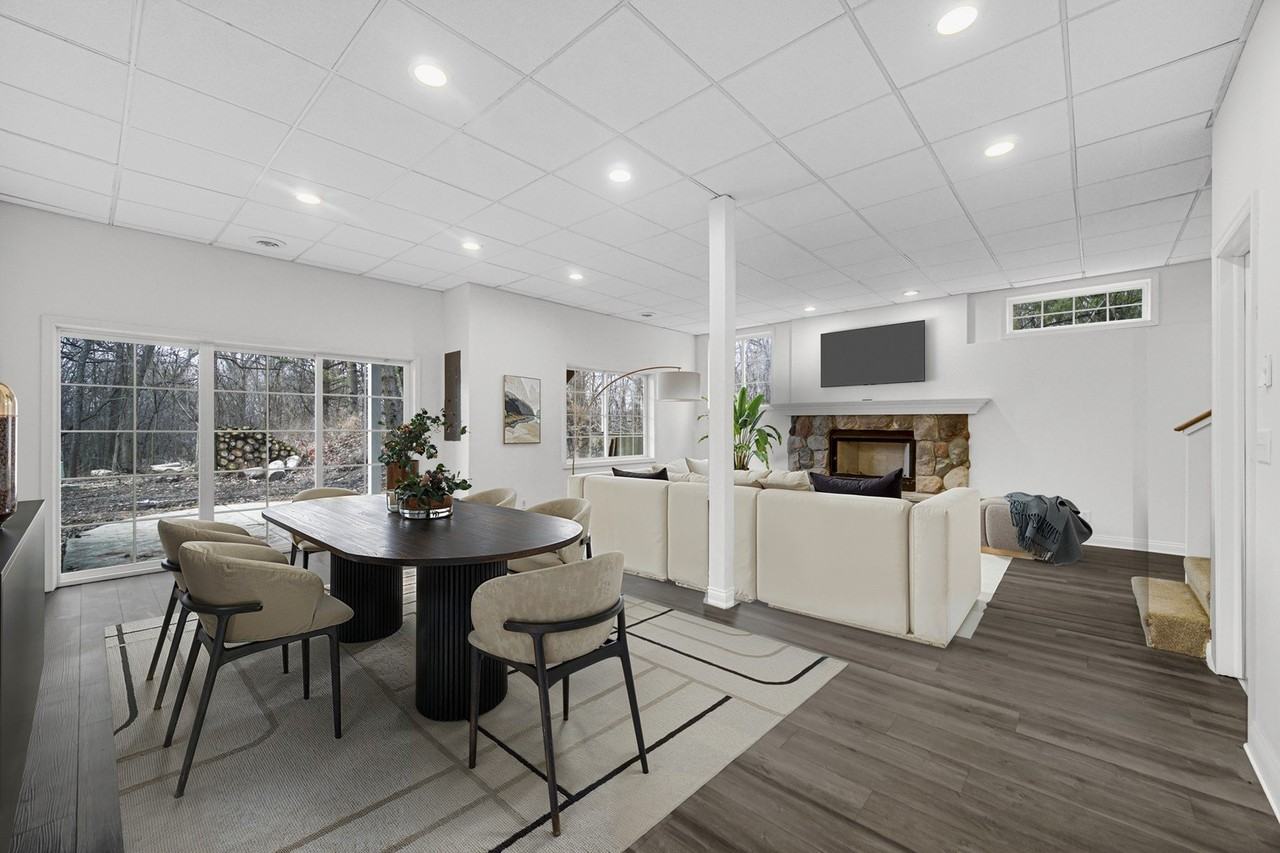 4418 N Johnsburg Rd Unit A - Photo 3 of 9