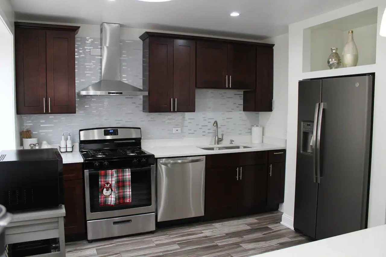 3000 W Belmont Ave Apt 2a - Photo 2 of 7