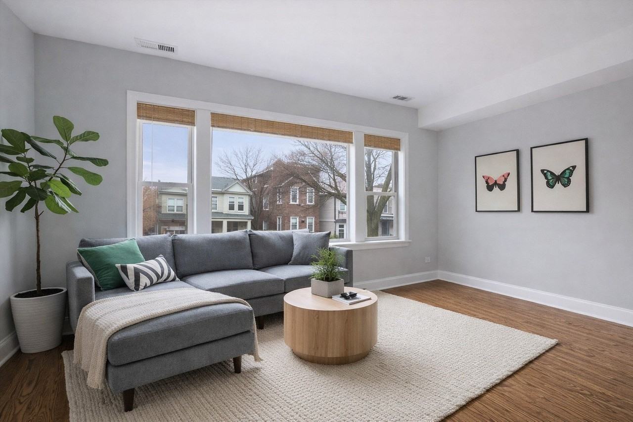 1343 W Winona St Apt 2w - Photo 2 of 15