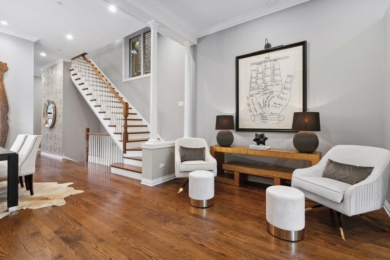 1925 N Bissell St - Photo 5 of 38