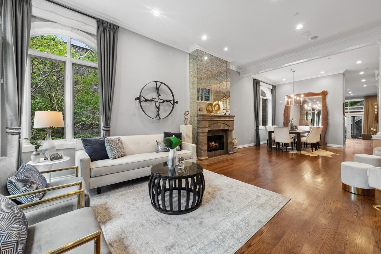 1925 N Bissell St - Photo 7 of 38