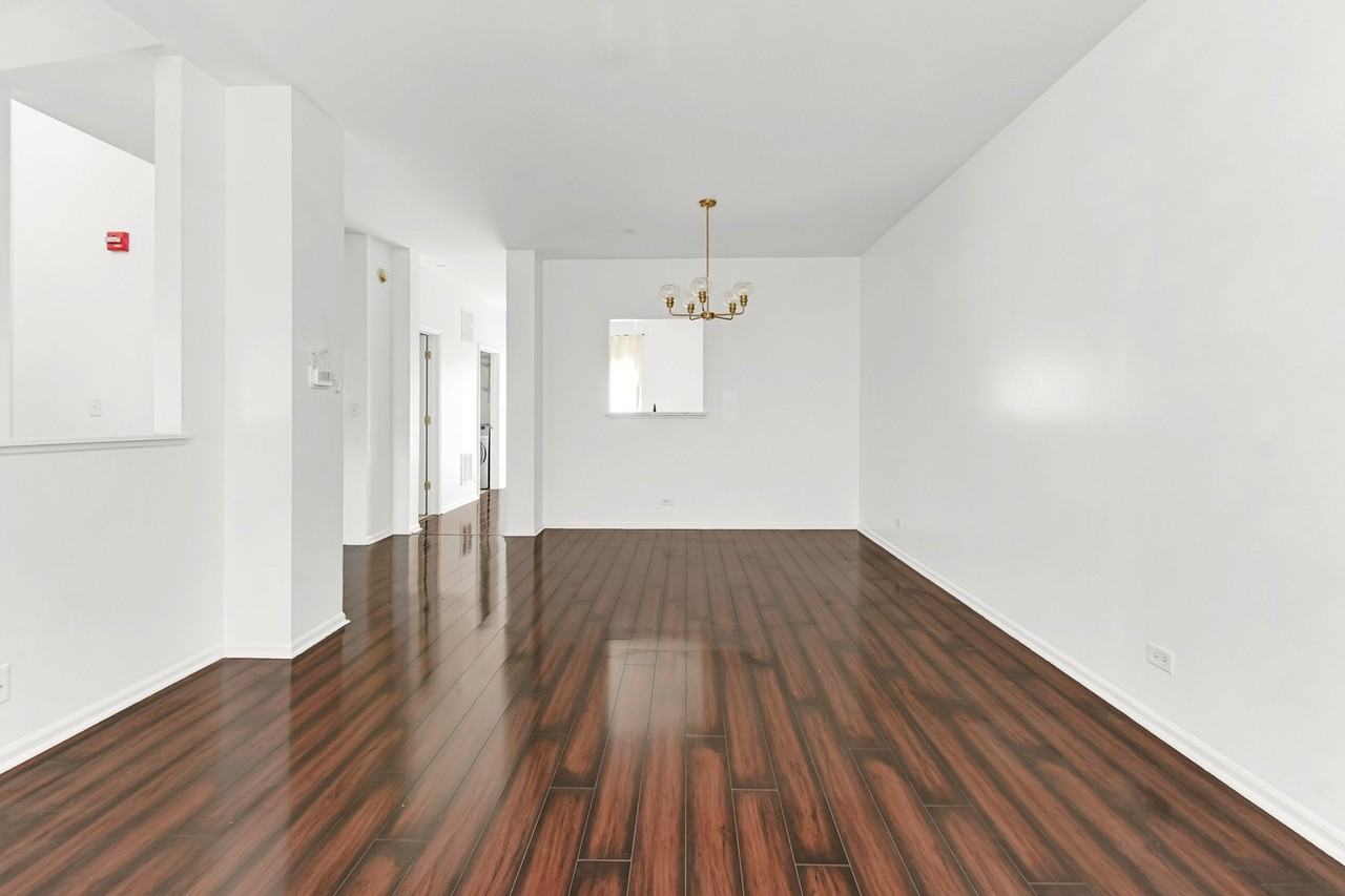 7515 Savoy Ln Unit C - Photo 3 of 16