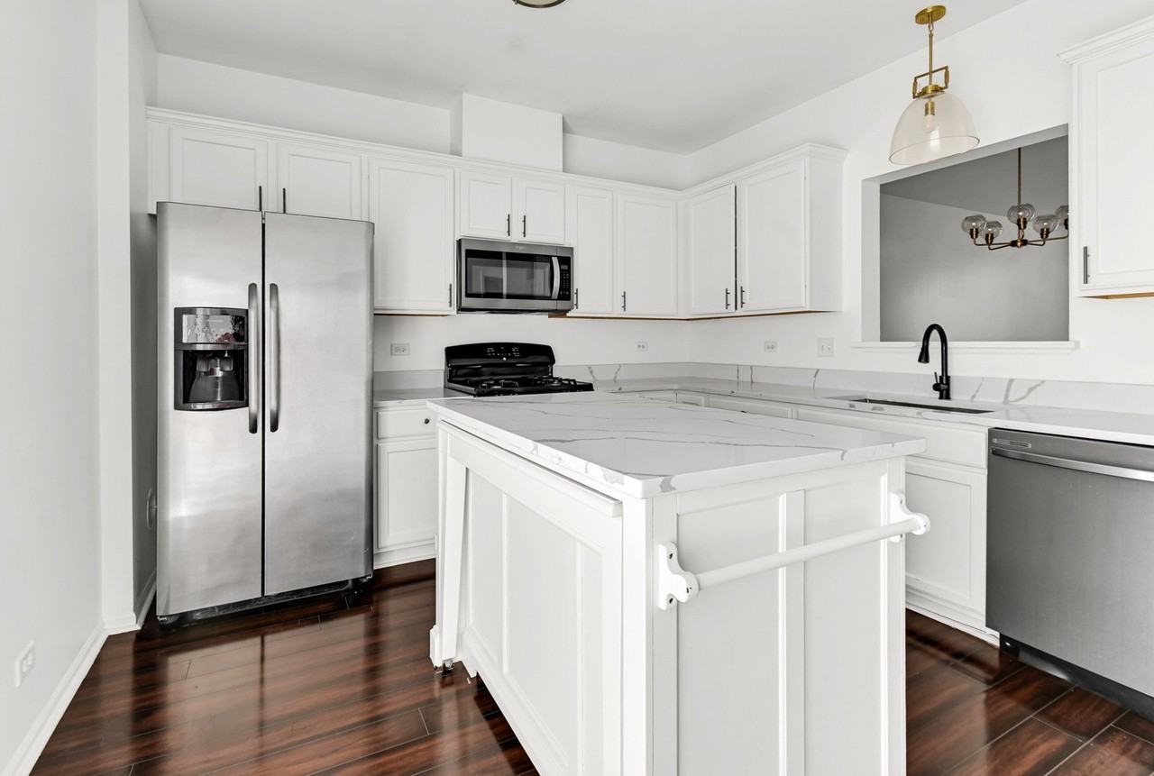 7515 Savoy Ln Unit C - Photo 5 of 16