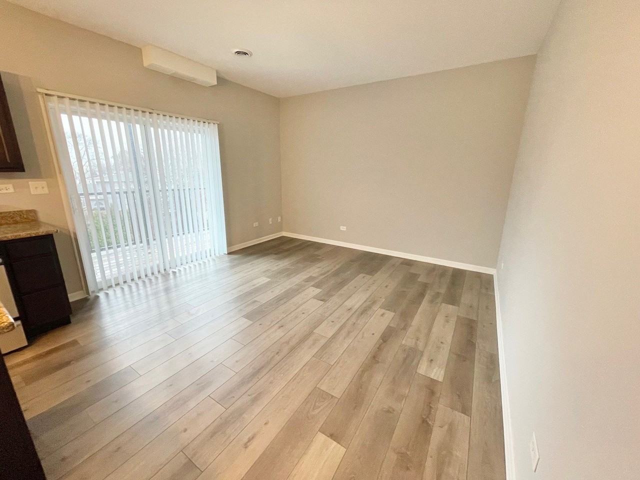 811 E Main St Unit 3d - Photo 5 of 13