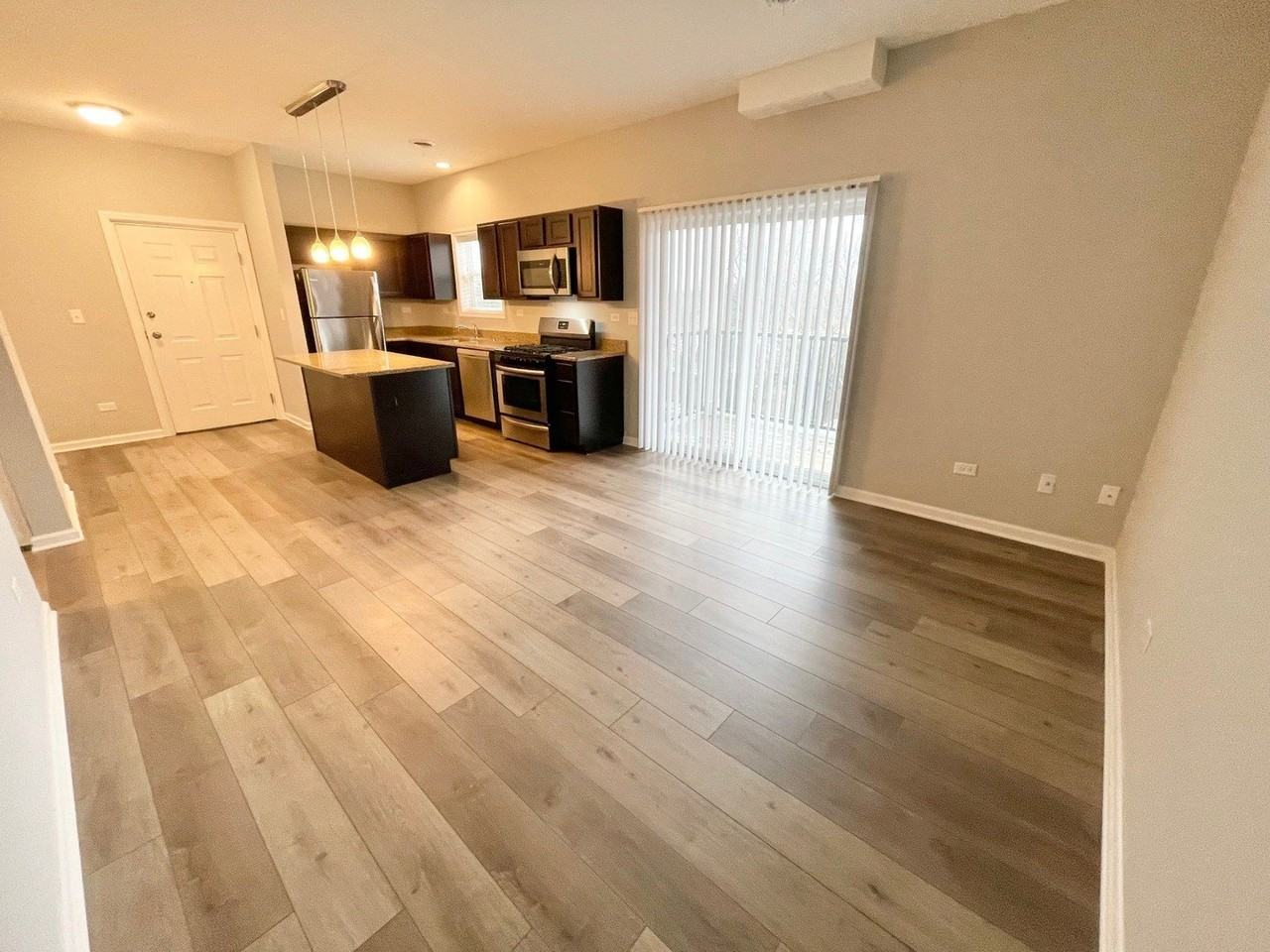 811 E Main St Unit 3d - Photo 6 of 13