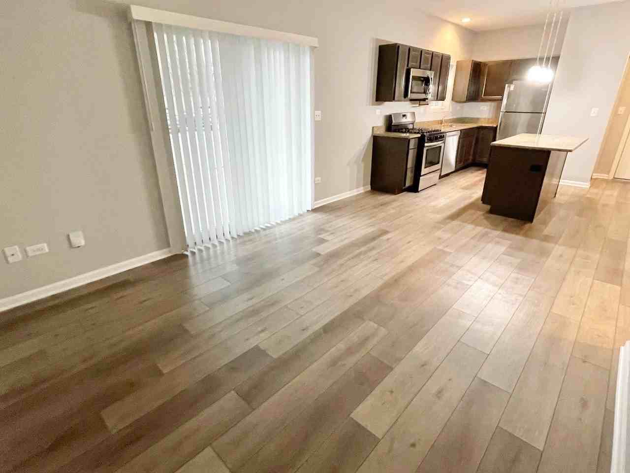 809 E Main St Unit 1e - Photo 6 of 14