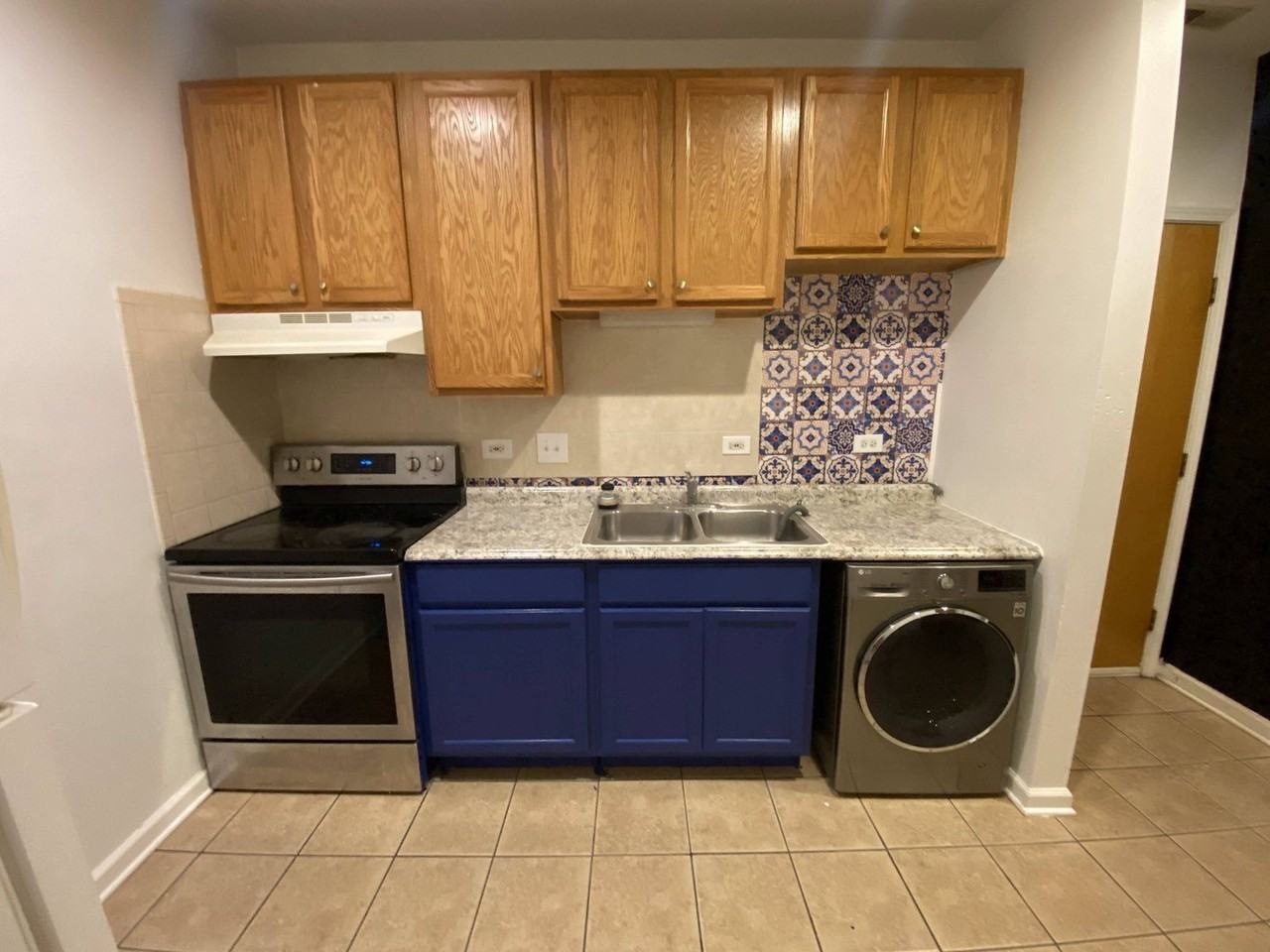 3906 W Belmont Ave Apt 3s - Photo 2 of 17