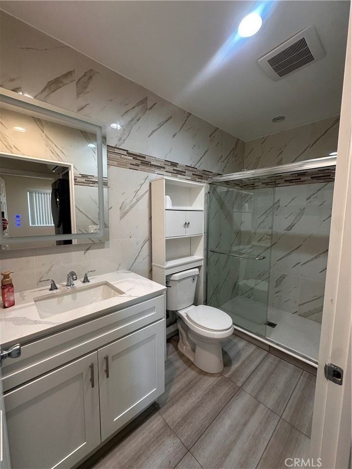 19115 Ludlow St - Photo 7 of 17