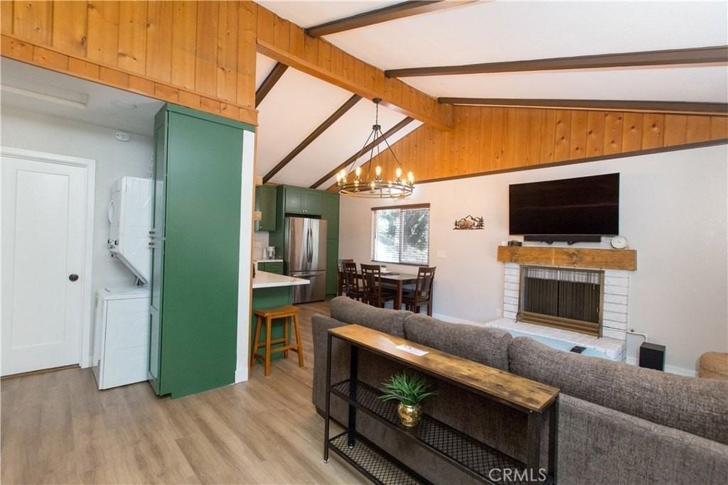 862 Berne Dr - Photo 3 of 7