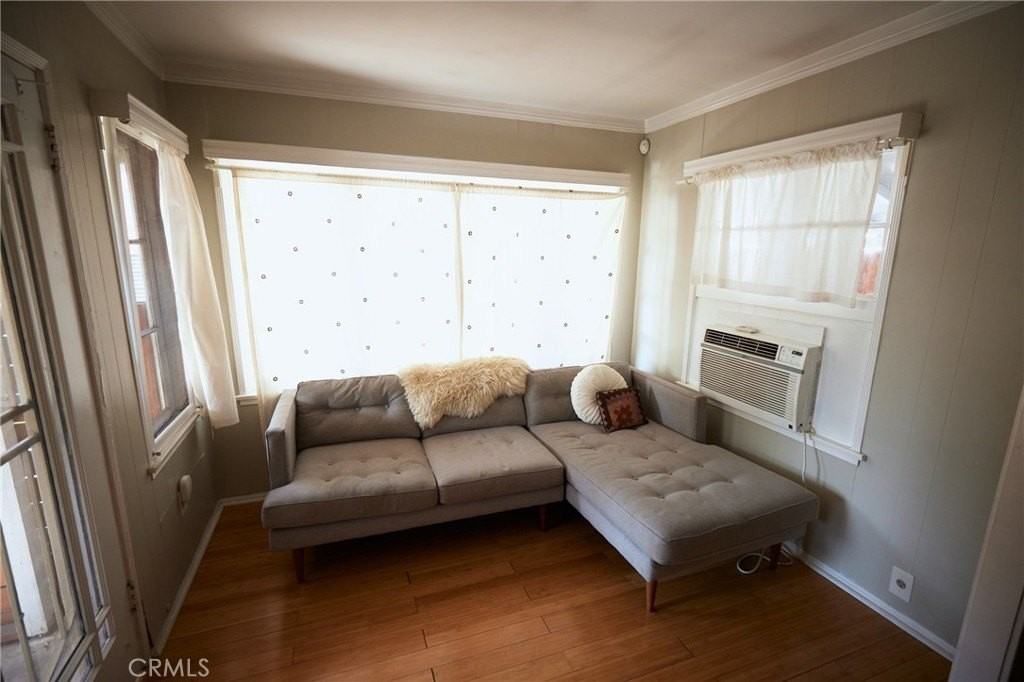 141 Roselawn Pl - Photo 6 of 18