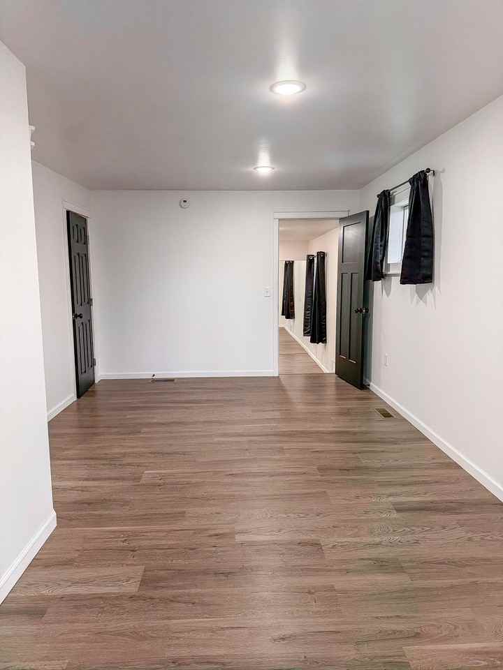 613 Oakland Ave #1 - Photo 7 of 20