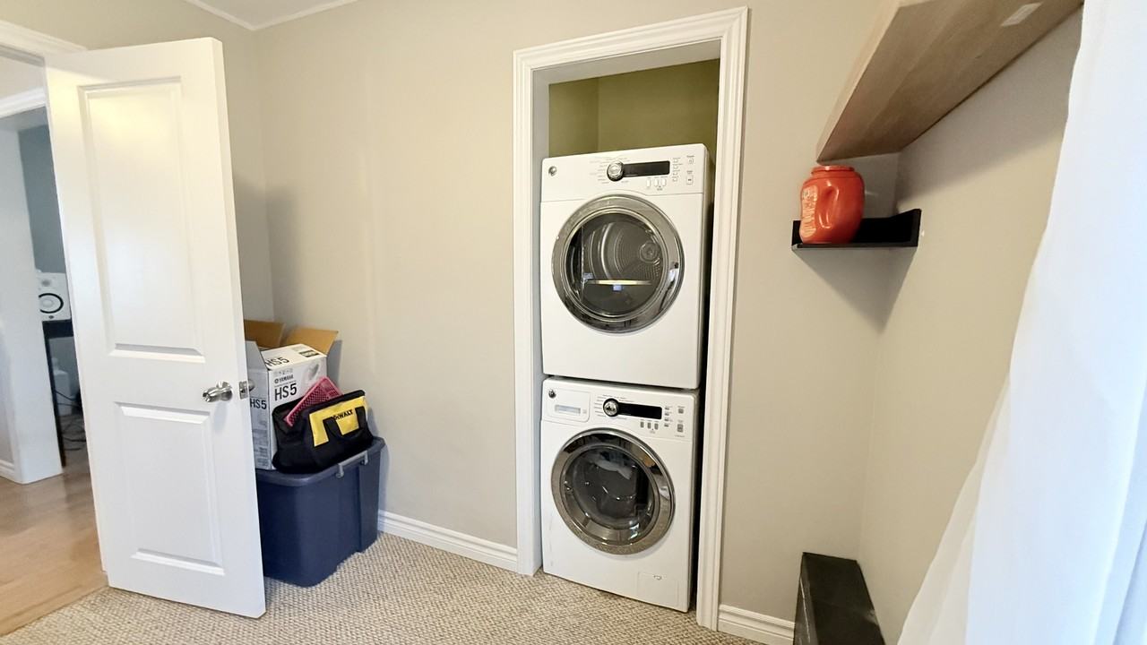 292 Hill St #2 - Photo 7 of 8