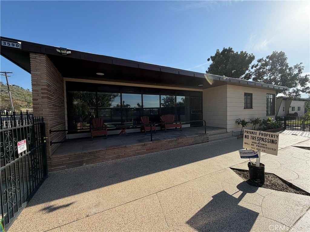 3590 Buchanan St - Photo 2 of 50