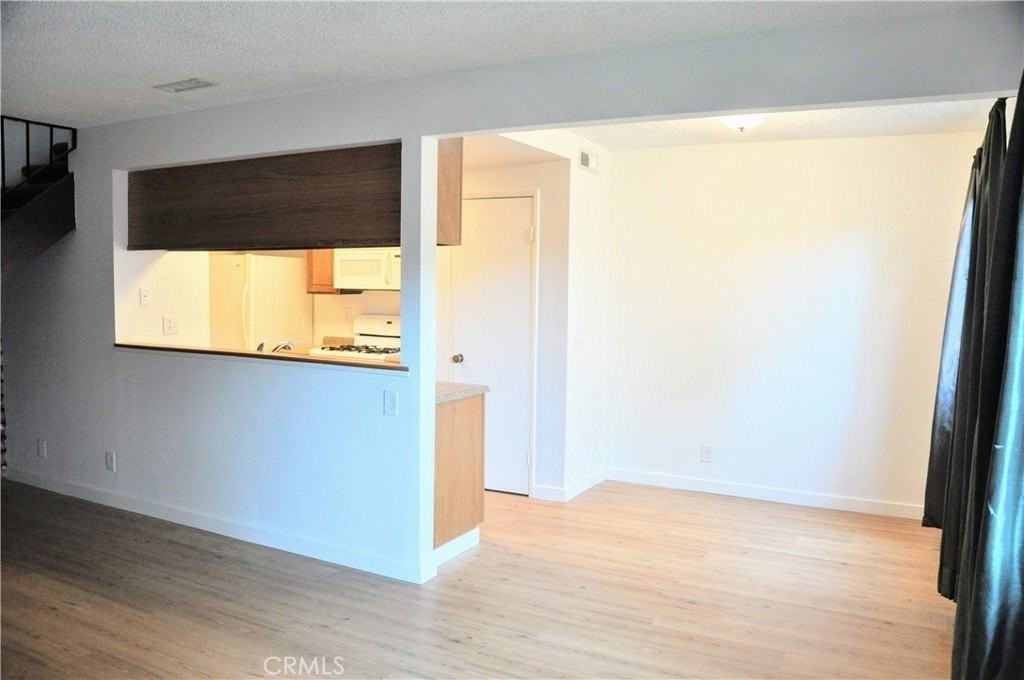 1189 W Sierra Madre Ave - Photo 6 of 23