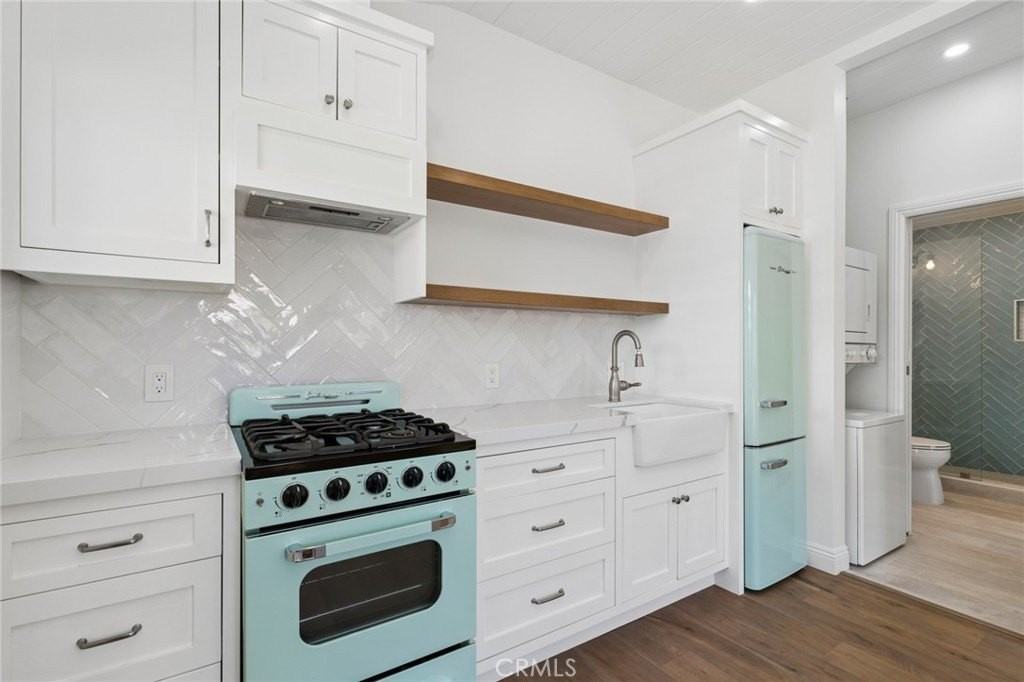 489 Jasmine St #BACK - Photo 3 of 13