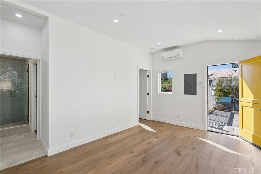 489 Jasmine St #BACK - Photo 6 of 13