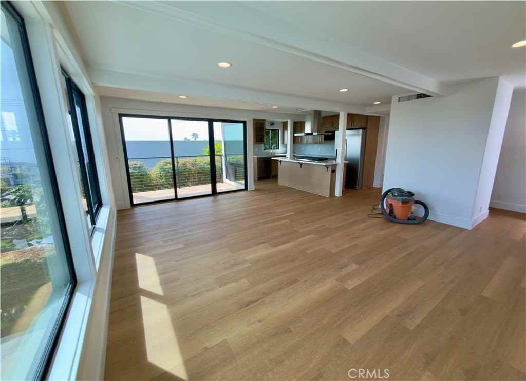 232 Fairview St - Photo 2 of 20