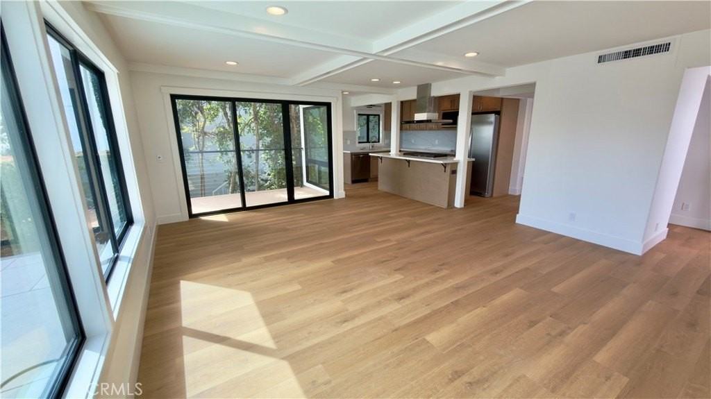 230 Fairview St - Photo 2 of 19