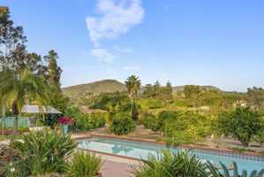 featured image of 6416 Lago Lindo