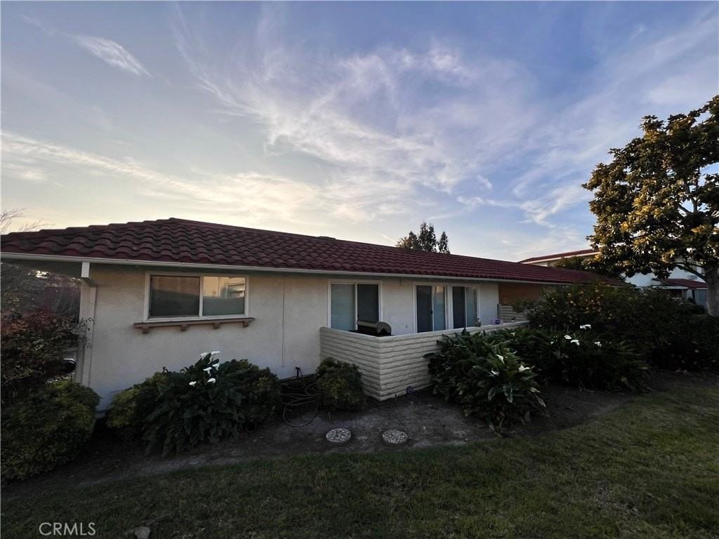 2313 Via Puerta #Q - Photo 5 of 47