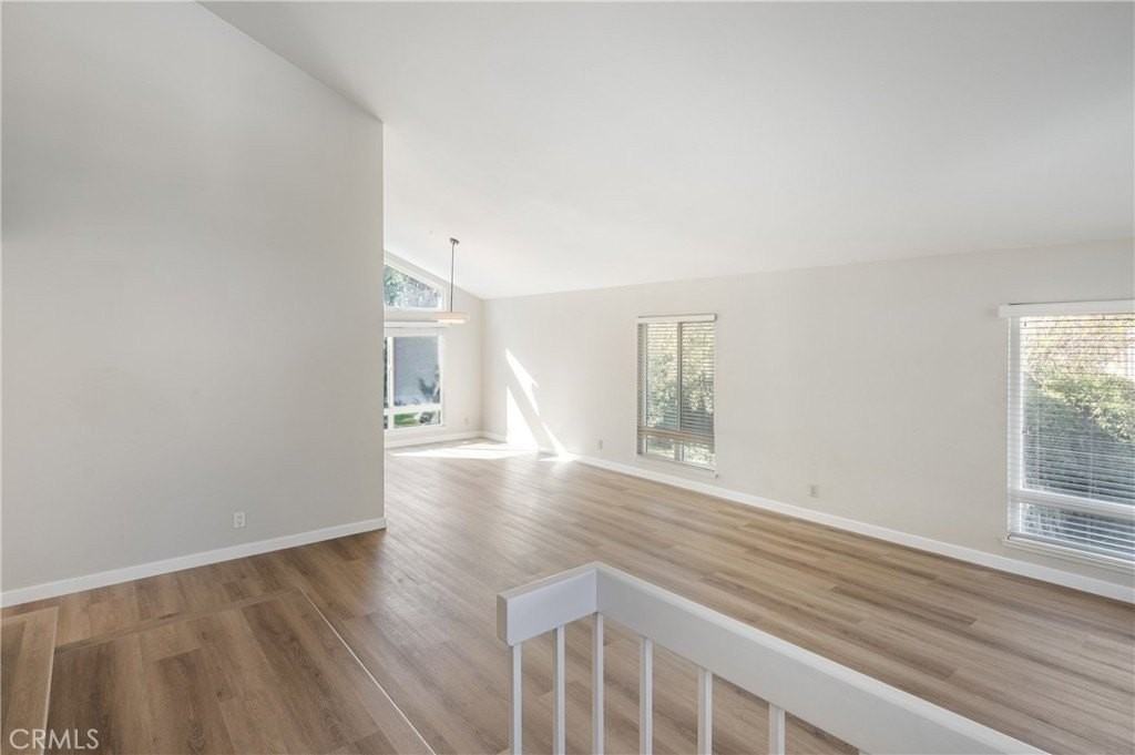 2 Glorieta E - Photo 3 of 23